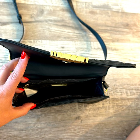 Steve Madden crossbody bag-in new condition! - Picture 3 of 4